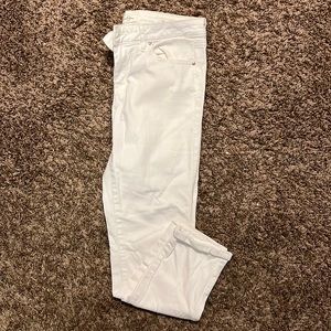 BARELY WORN Jessica Simpson White Rolled Crop Skinny Jeans
